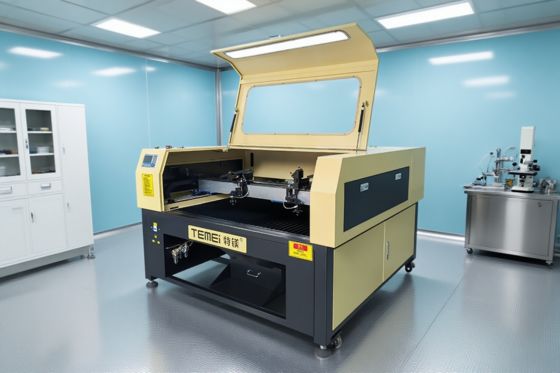 0-500mm/S CO2 Laser Metal Cutting Machine For Metalworking Industry 130W-450W