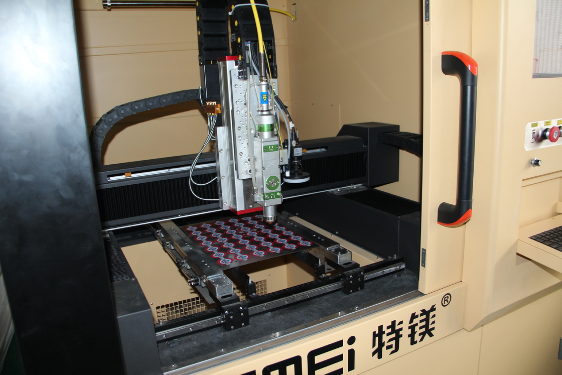 Ultra High Precision Laser Cutting Machine Small Format Precise 1.5 Kw Fiber Laser Cutter